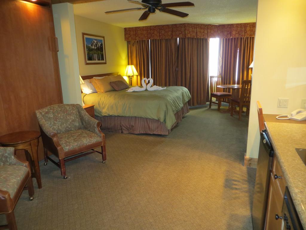 The Grand Lodge Hotel And Suites Mount Crested Butte Стая снимка